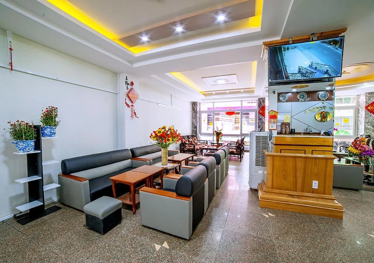 فندق Khach San Quoc Cuong-Di Tam فونج تاو